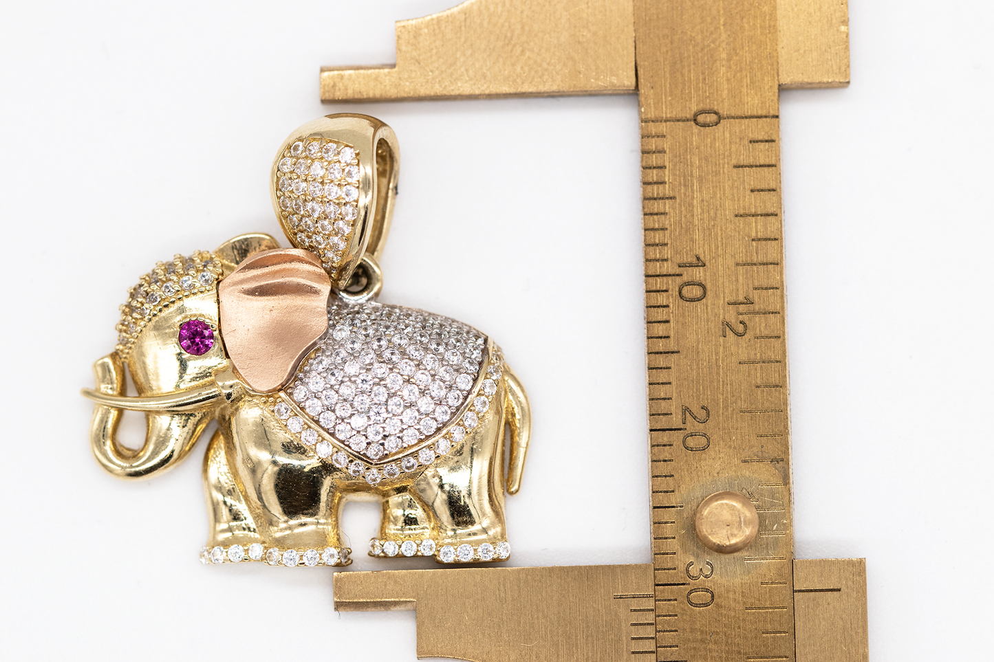 14K Elephant Charm with Zirconia 9.92 grams 1' wide