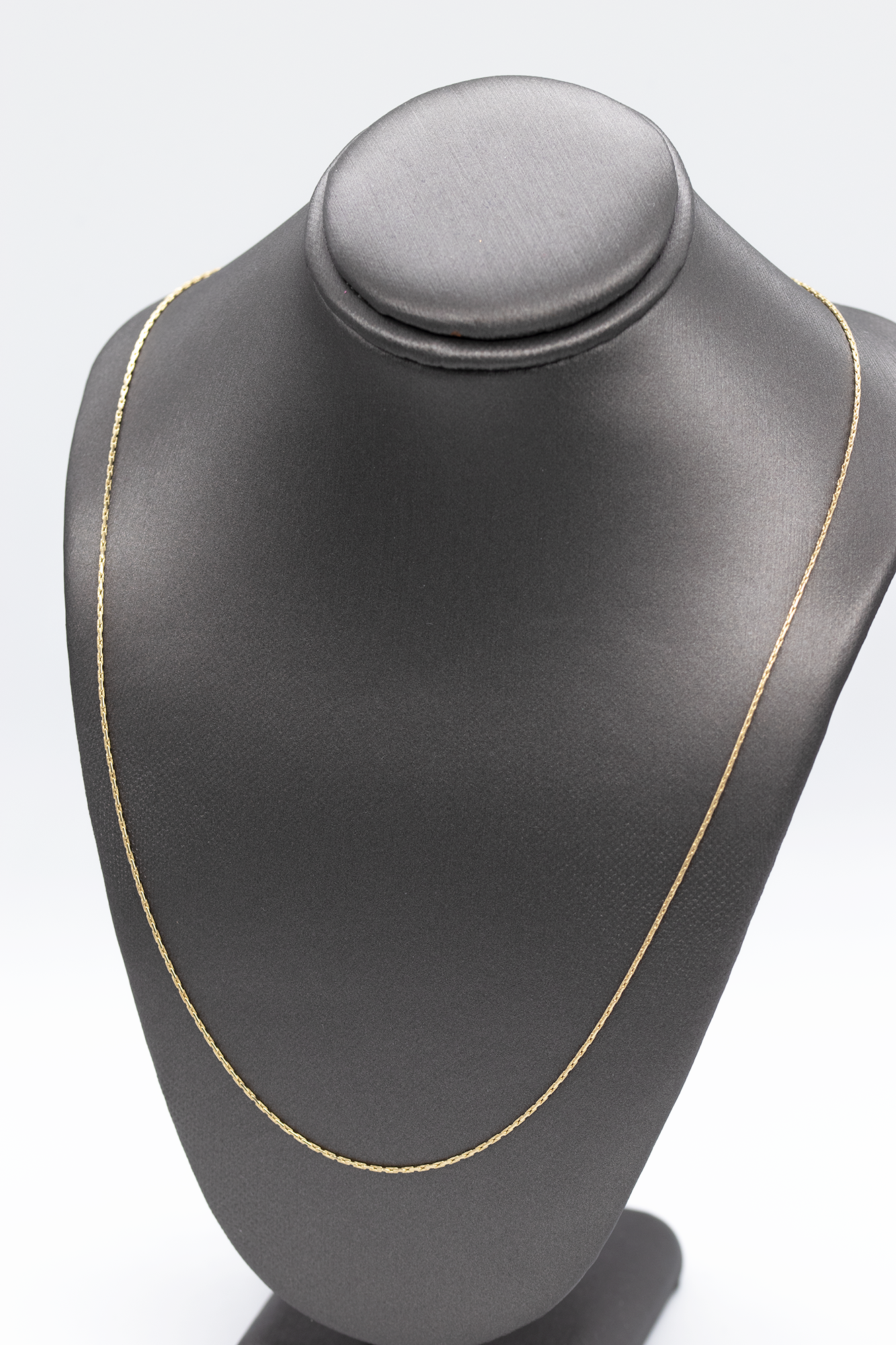 14K SUPER THIN NECKLACE 2.4 GRAMS