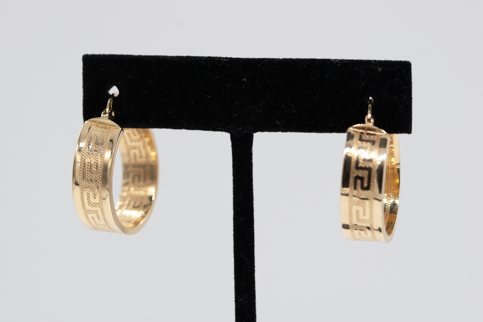 Earrings hoop style small size 10k Italian gold. 