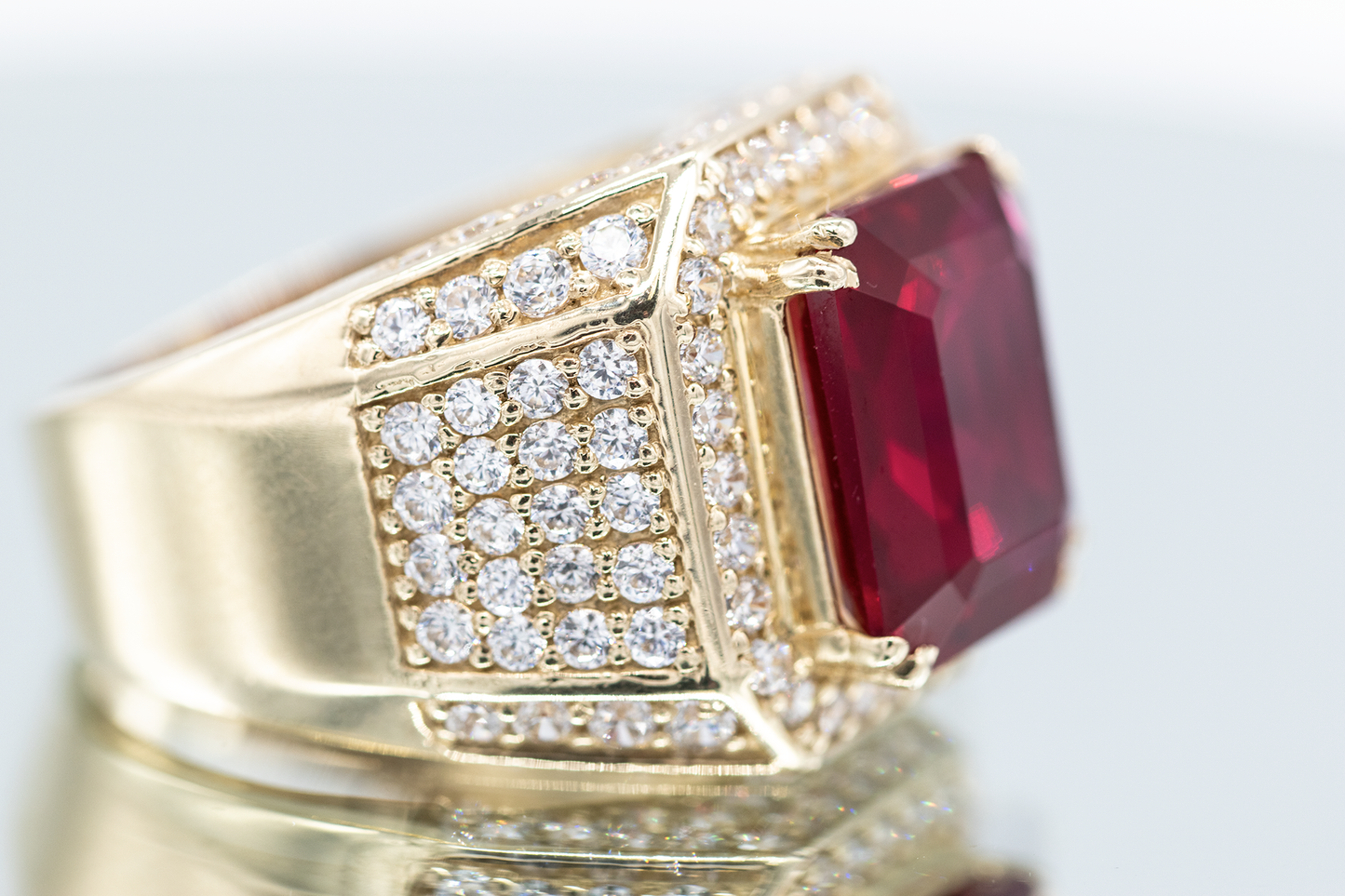 10K Ruby Red Ring with zirconia 13.45 grams