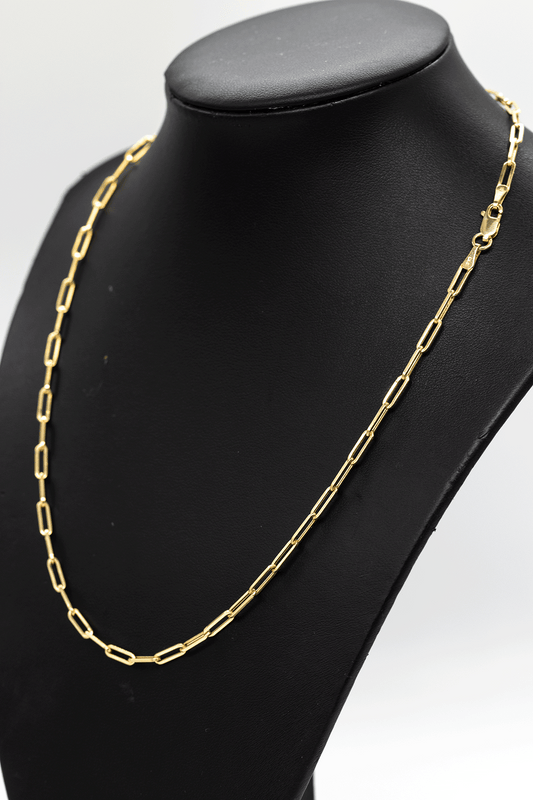 Chain paperclip style 10K Italian Gold. 