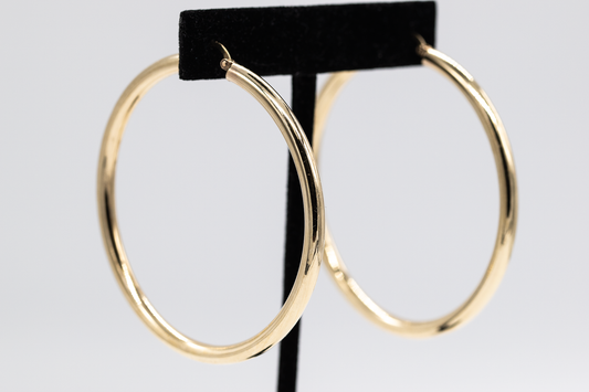 Earrings hoop classic style 10k Italian Gold. 