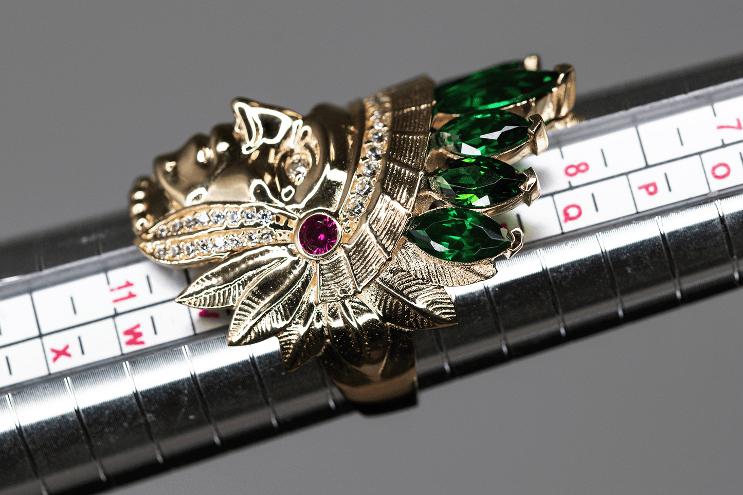 14K INDIAN WITH GREEN CROWN 13.3 GRAMS