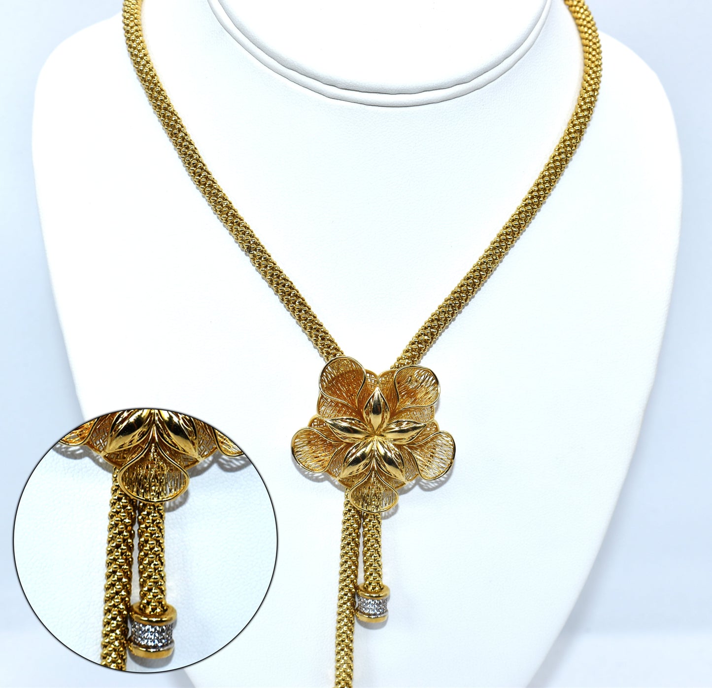 10k Gold Flower Necklace 30.42gr